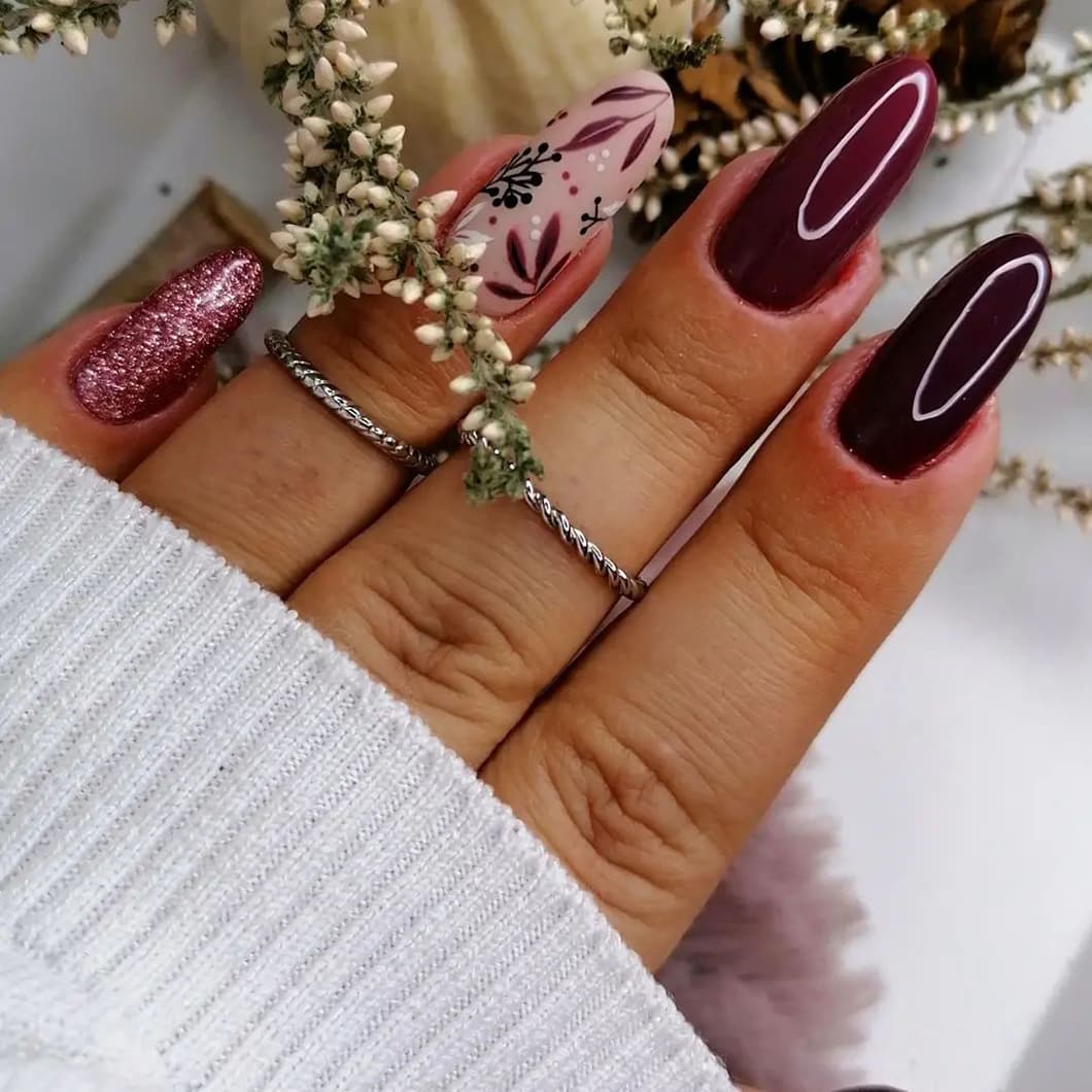 Wine red fall nails