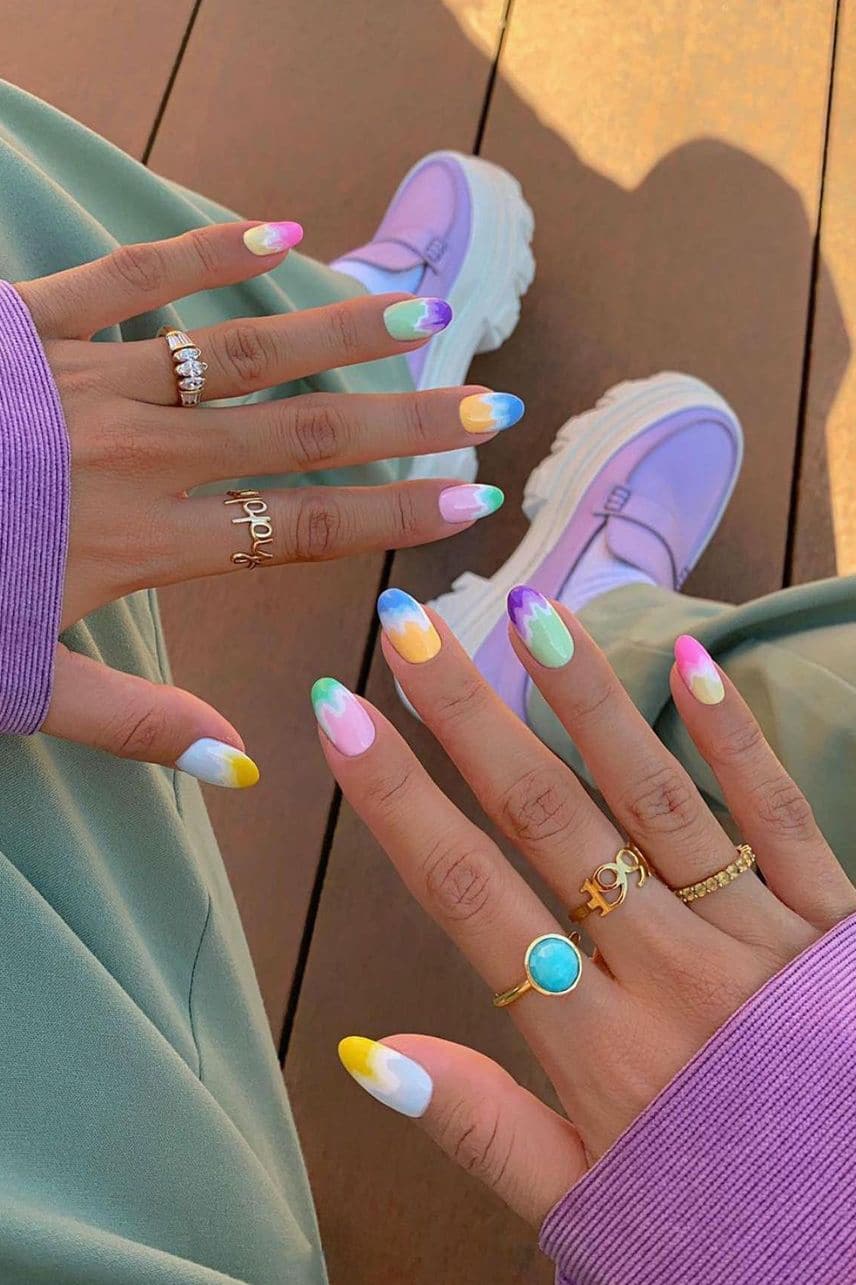 Cute and interesting short nails