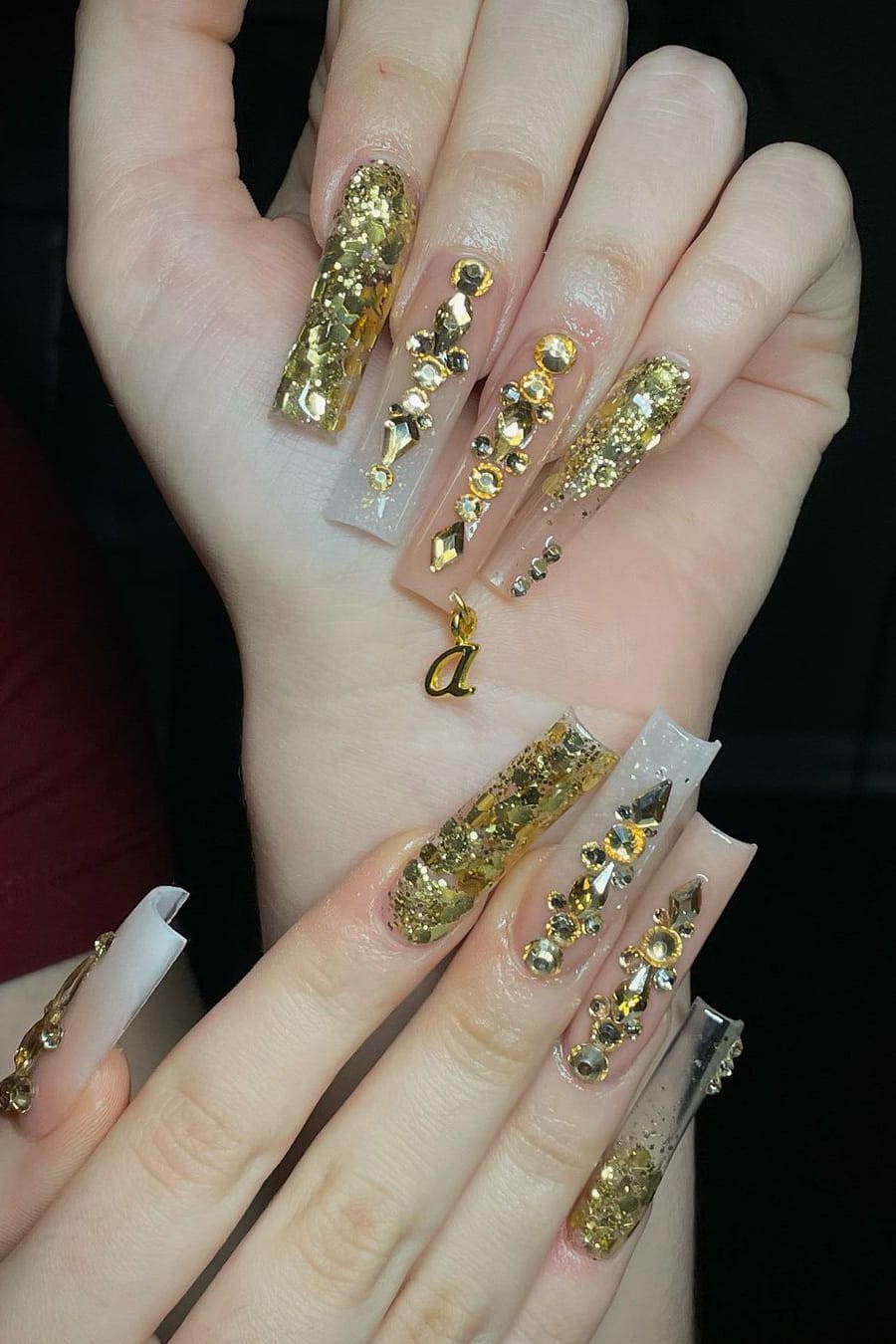 Gorgeous golden birthday nails