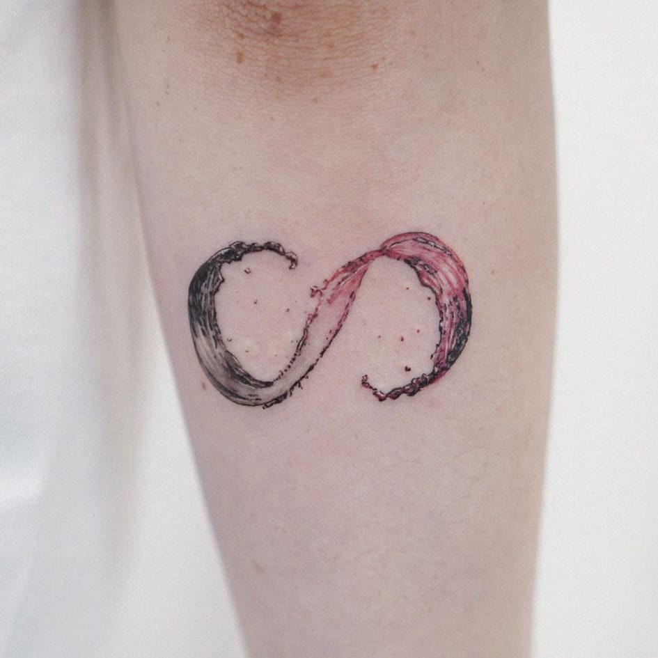 Gradient wave infinity tattoo