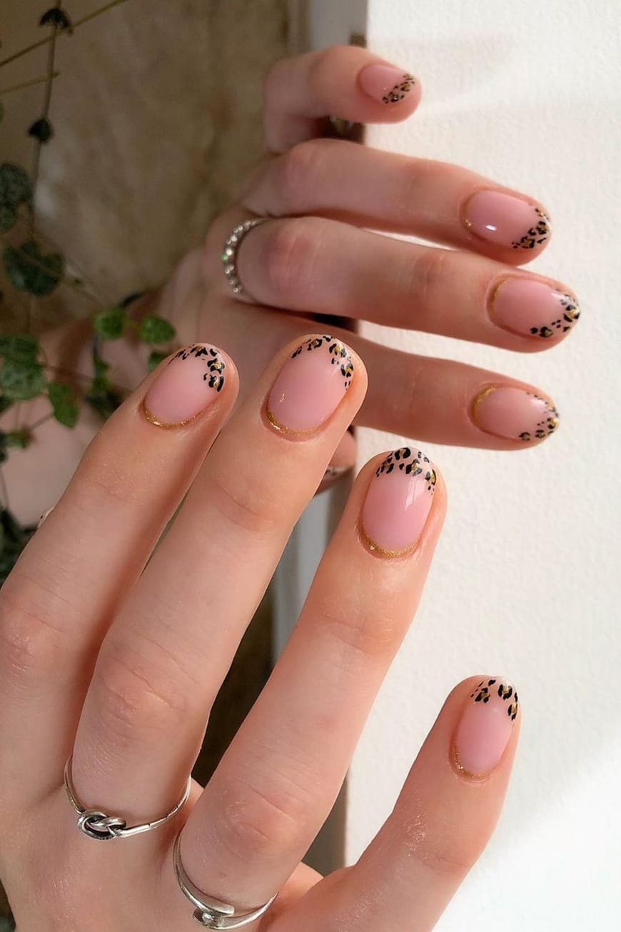 Leopard print cuff nails