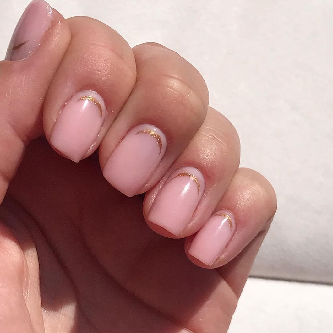 Moon short cuff nude nails