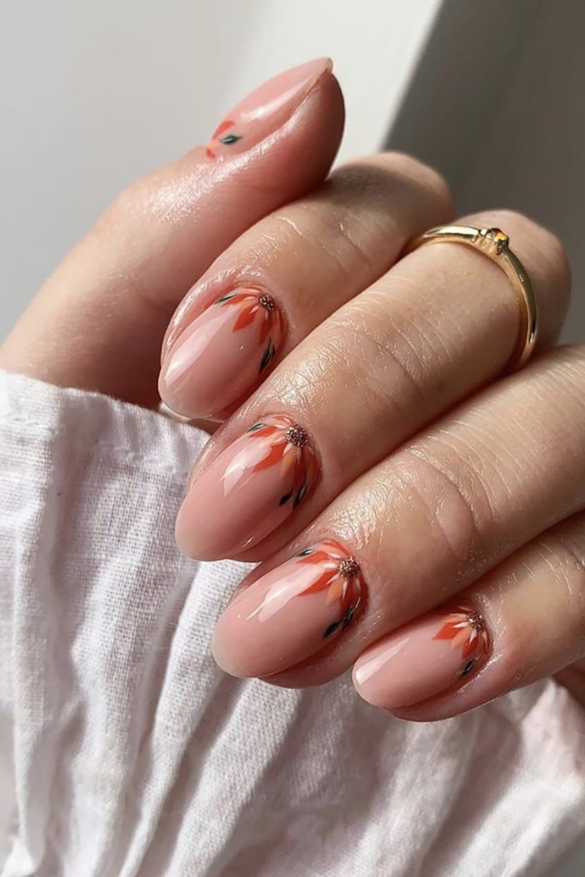 Warm-toned cuff nails