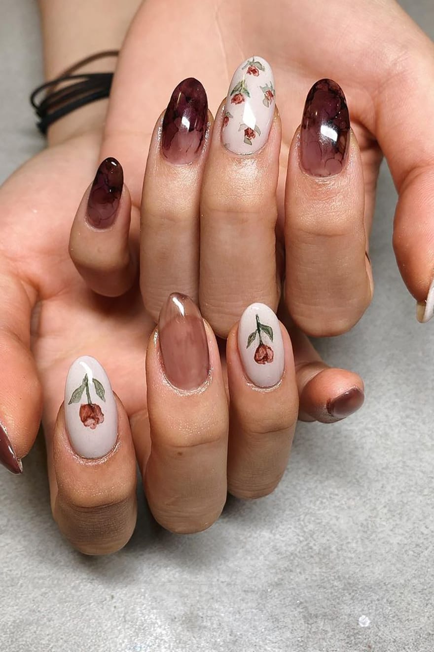 Elegant watercolor nails