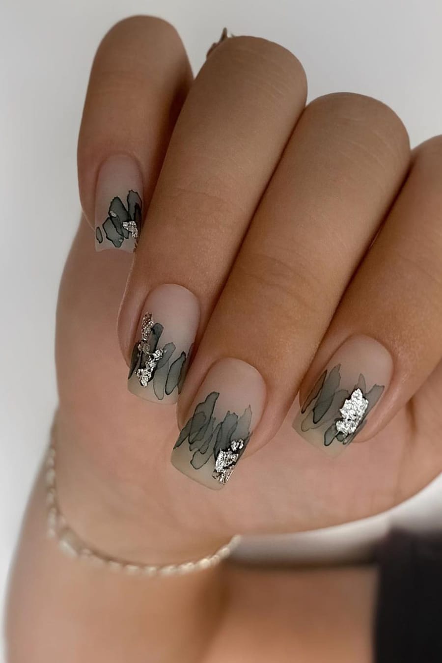 Watercolor gray nails