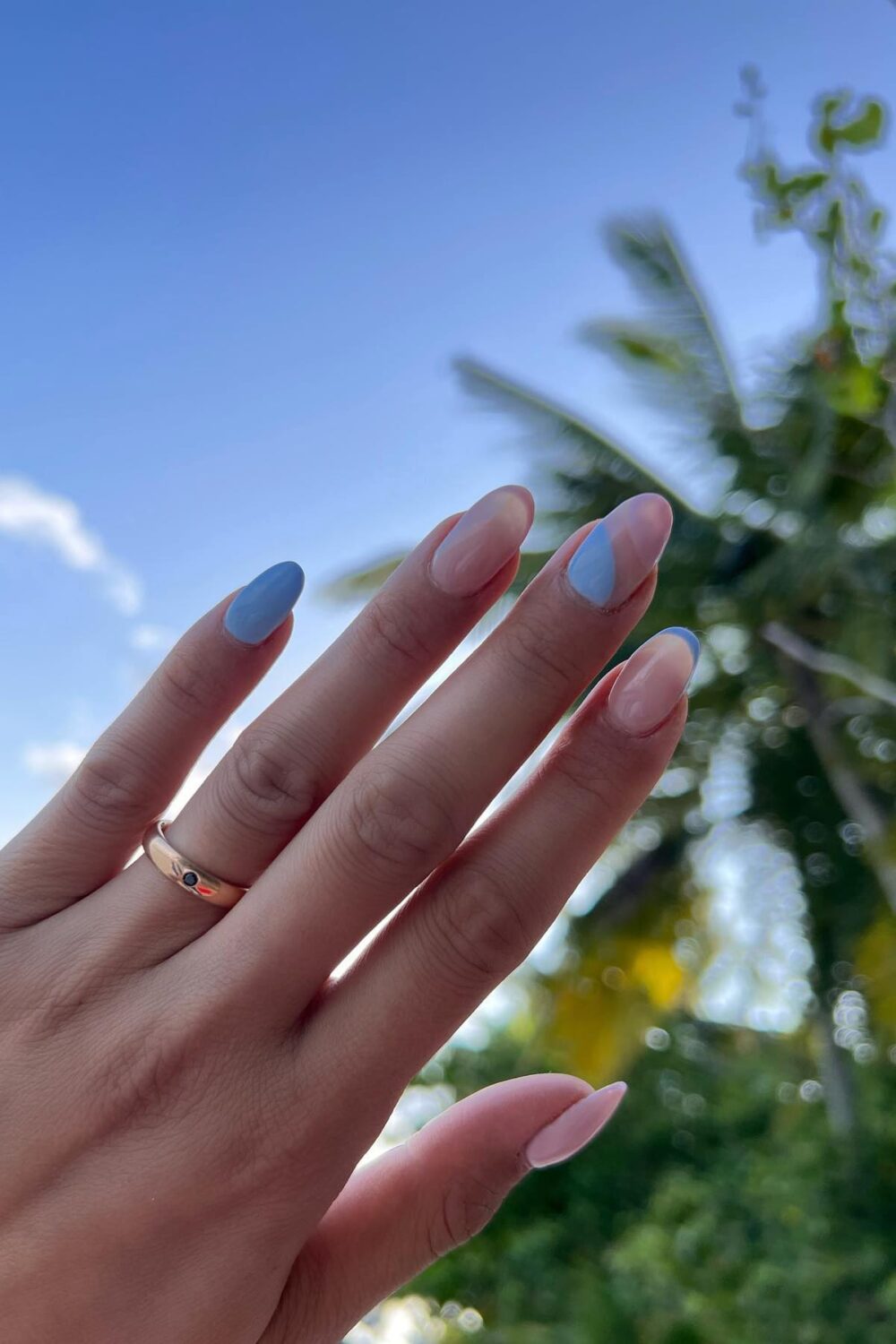 Light blue summer nails