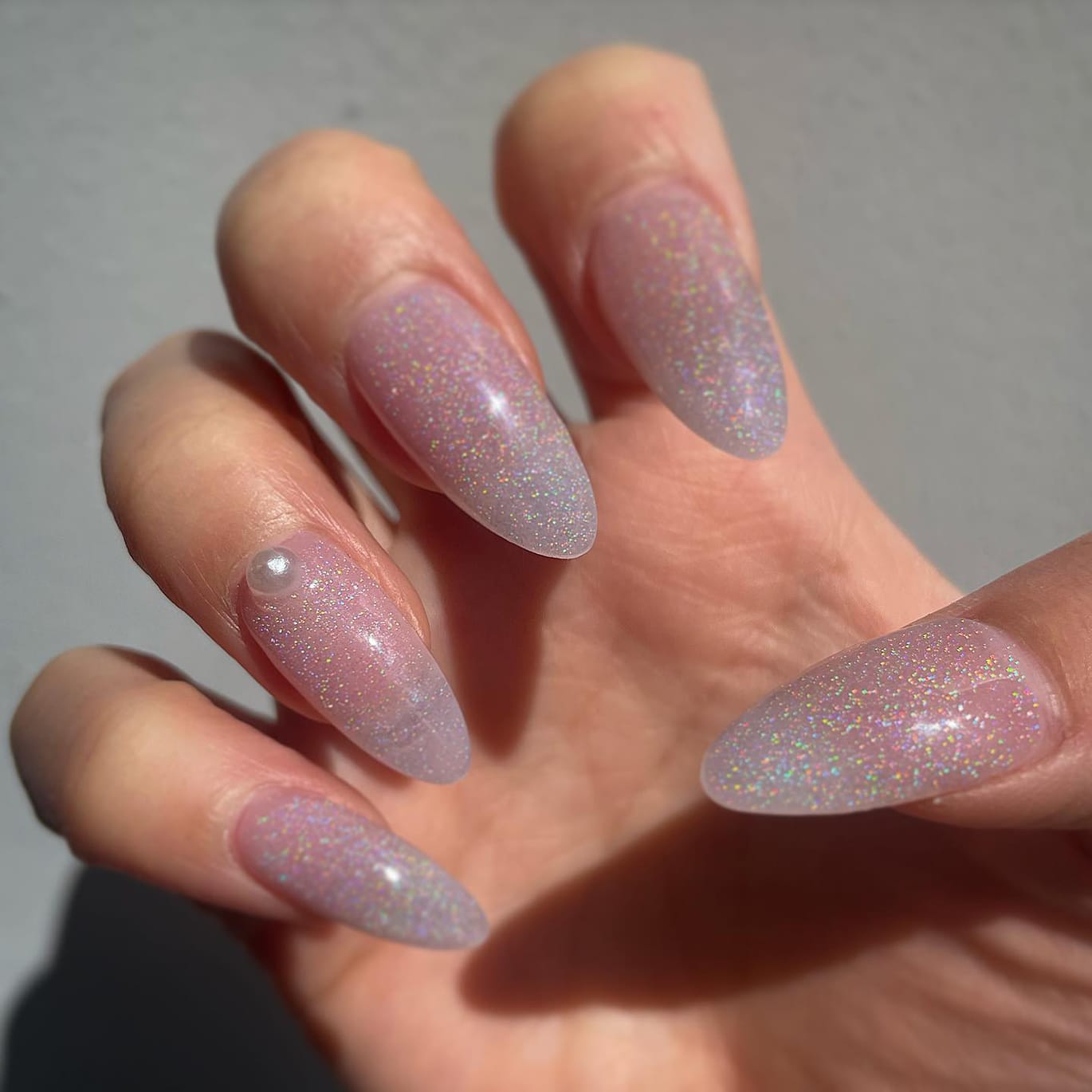 Pearl Accent Nails