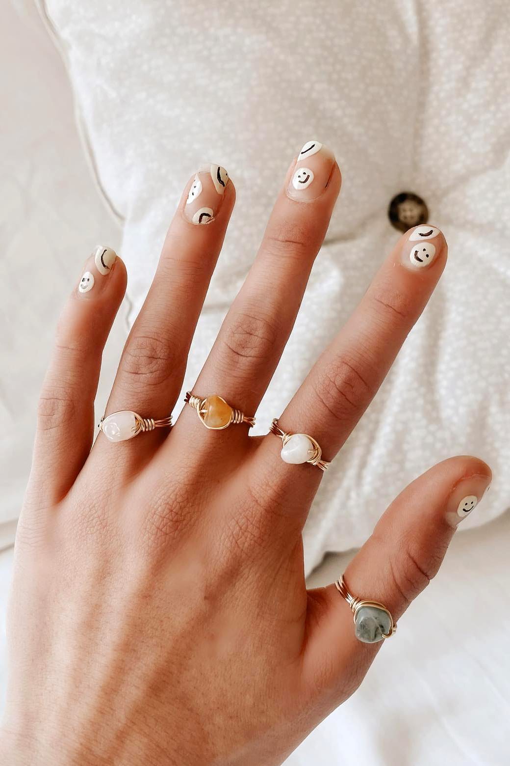 Cute Black And White Smiley Face Short Nails 