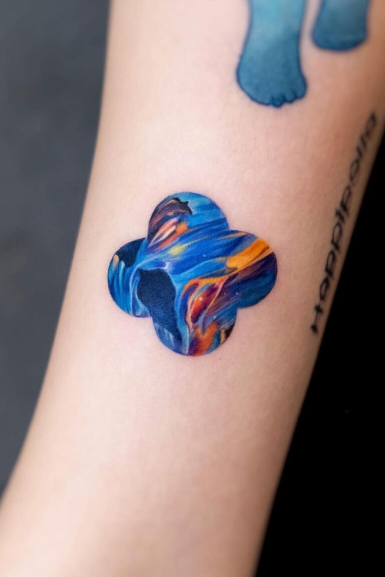 30 Amazing Four Leaf Clover Tattoo Ideas 30-amazing-four-leaf-clover-tattoo-ideas