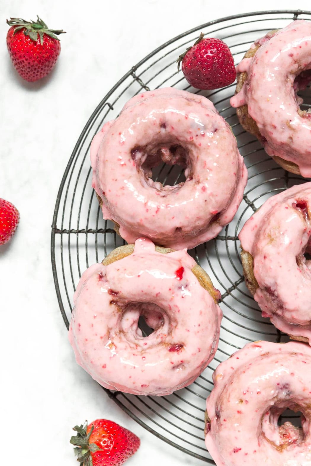 Baked Strawberry Donuts