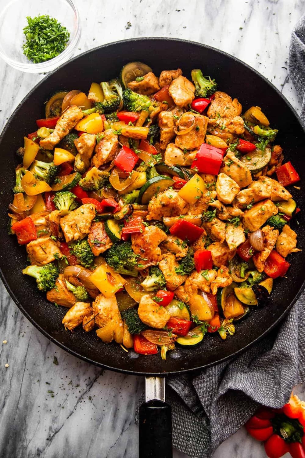Poêlée de Poulet et Légumes