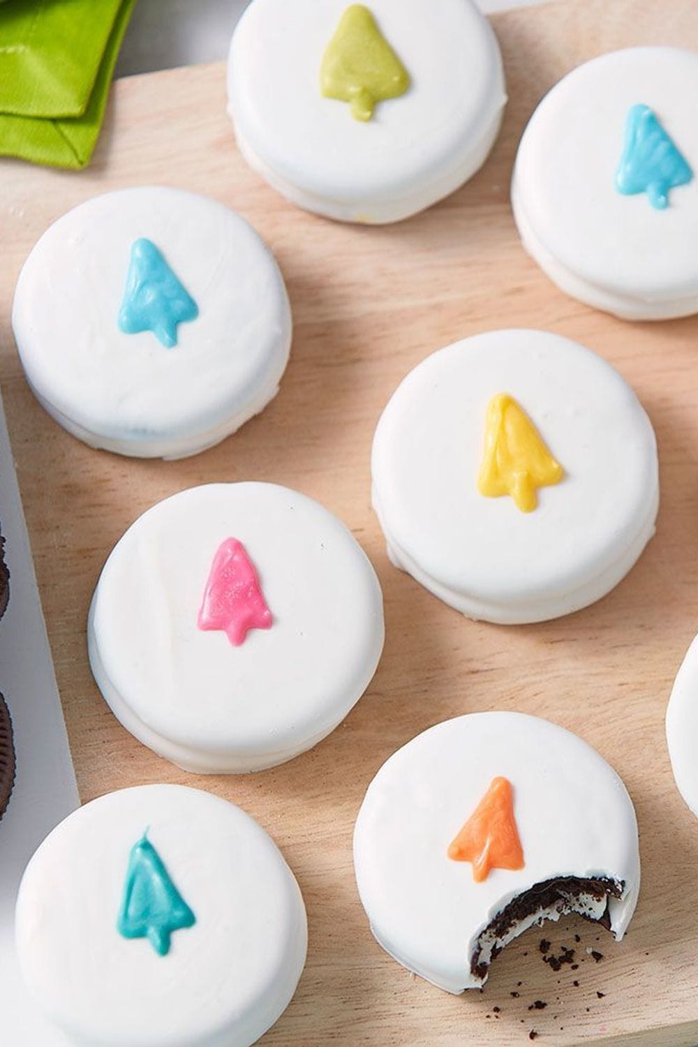CANDY COATED CHRISTMAS SANDWHICH COOKIES